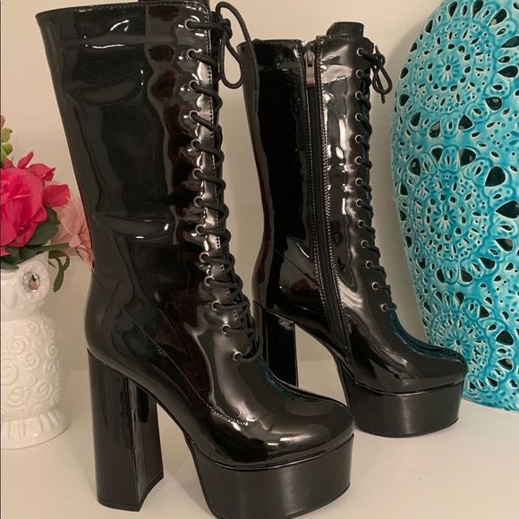 Black Platform Lace-Up Boots brand new never worn unfortunately too small for me - Picture 1 of 16